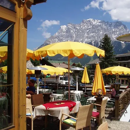 Bergland Hotel Lermoos