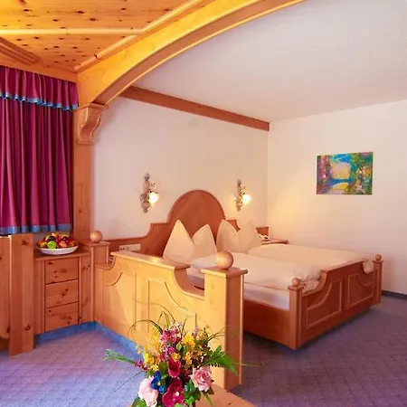 Отель Bergland 4*