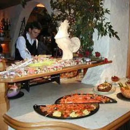 酒店 Bergland 莱尔莫斯