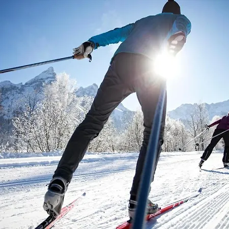 酒店 Bergland 莱尔莫斯