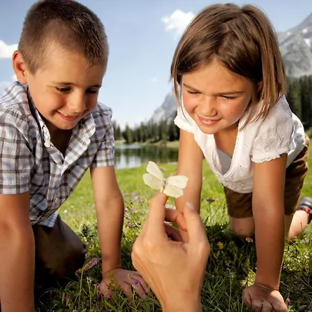 酒店 Bergland 莱尔莫斯